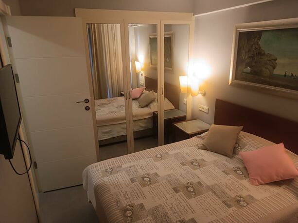 Imagen de la habitación del Summer Otel. Foto 20