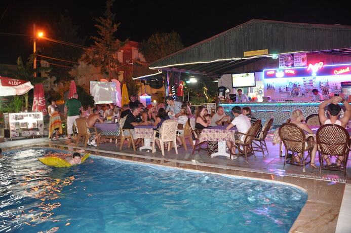 Imagen general del Sun Apartments, Marmaris. Foto 1