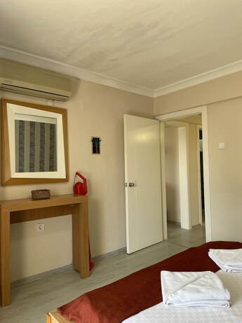 Imagen de la habitación del Sun Beach Villas. Foto 14