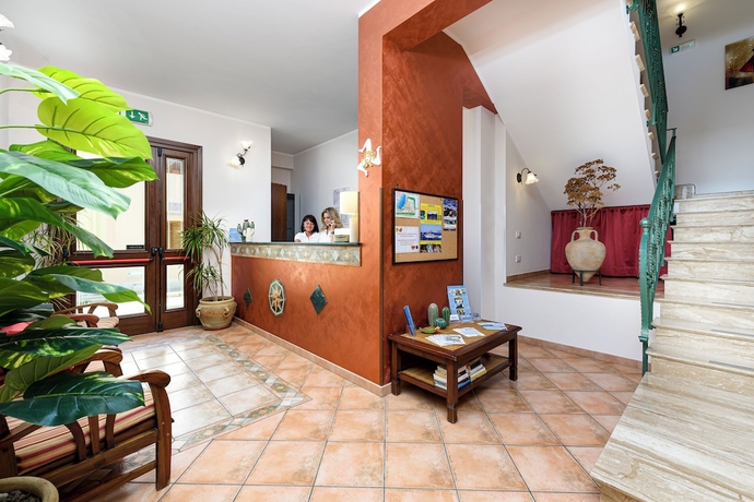 Imagen de los interiores del Sun Garden Hotel. Foto 15