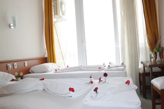 Imagen general del Sun Hotel By En Vie Beach - Adults Only. Foto 2