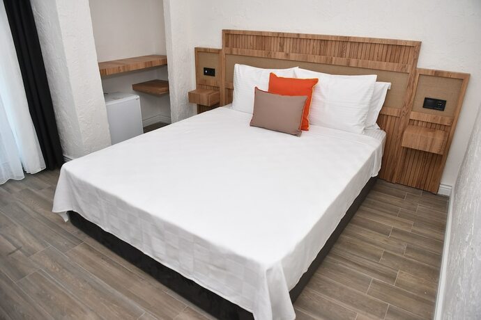 Imagen de la habitación del Sun Paradise Hotel. Foto 11