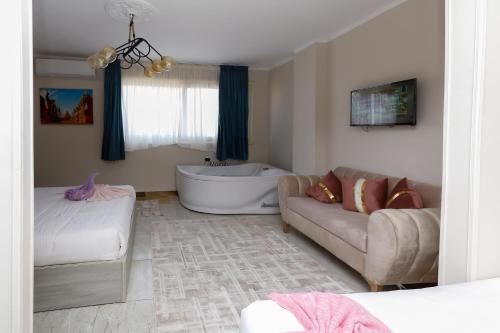 Imagen general del SunRise Jacuzzi & Pyramids view. Foto 7