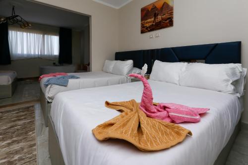Imagen general del SunRise Jacuzzi & Pyramids view. Foto 13