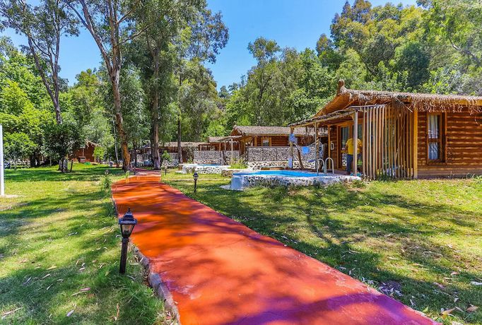 Imagen general del Suna Village Hotel and Bungalow Fethiye. Foto 3