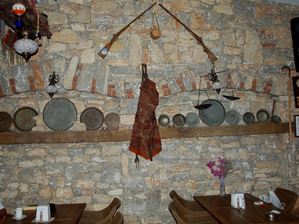 Imagen de los interiores del Sunblue Apart Hotel, Hisar&ouml;n&uuml;. Foto 11
