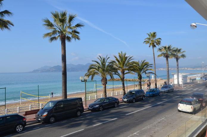 Imagen de los exteriores del Sunny Beach Resort, Cannes. Foto 9