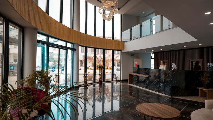 Imagen de los interiores del Sunsan Hotel. Foto 16