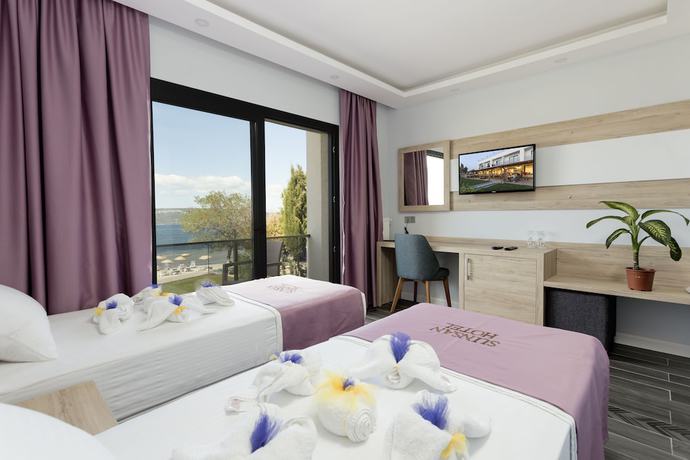 Imagen de la habitación del Sunsan Hotel. Foto 13