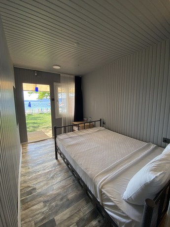 Imagen de la habitación del Sunsan Hotel. Foto 15