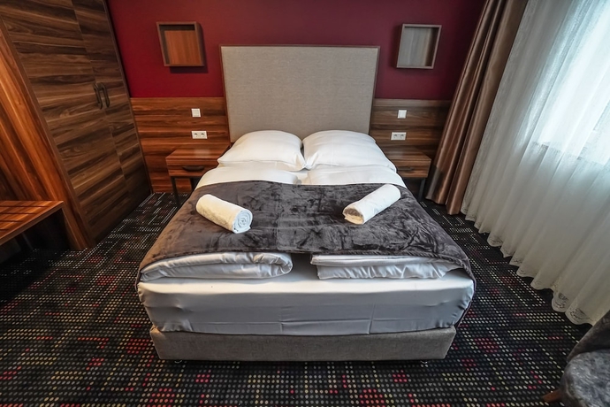 Imagen de la habitación del Sunset Hotel, Kelsterbach. Foto 10