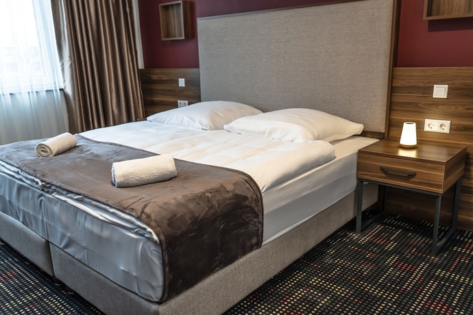 Imagen de la habitación del Sunset Hotel, Kelsterbach. Foto 12