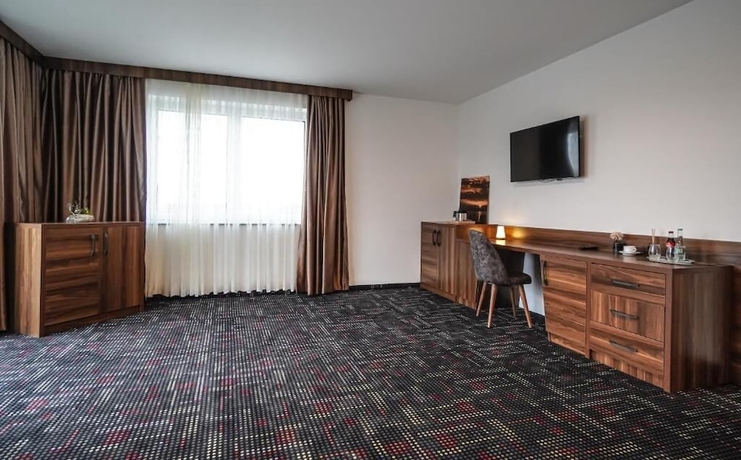 Imagen de la habitación del Sunset Hotel, Kelsterbach. Foto 13