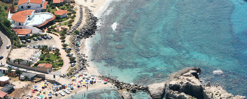 Imagen de los exteriores del Sunshine Beach Resort, Santa Domenica. Foto 8