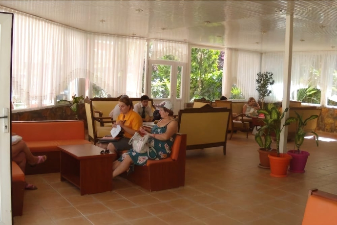 Imagen de los interiores del Sunside Beach Hotel. Foto 10