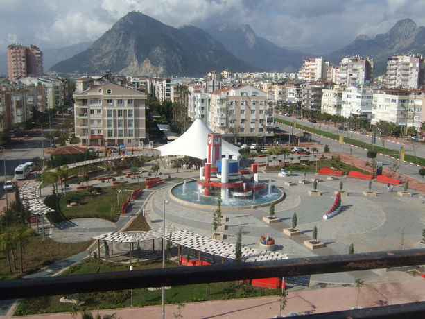 Imagen de la habitación del Suntalia Hotel. Foto 10