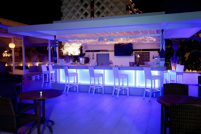 Imagen general del Supreme Beach - Adults Only. Foto 8