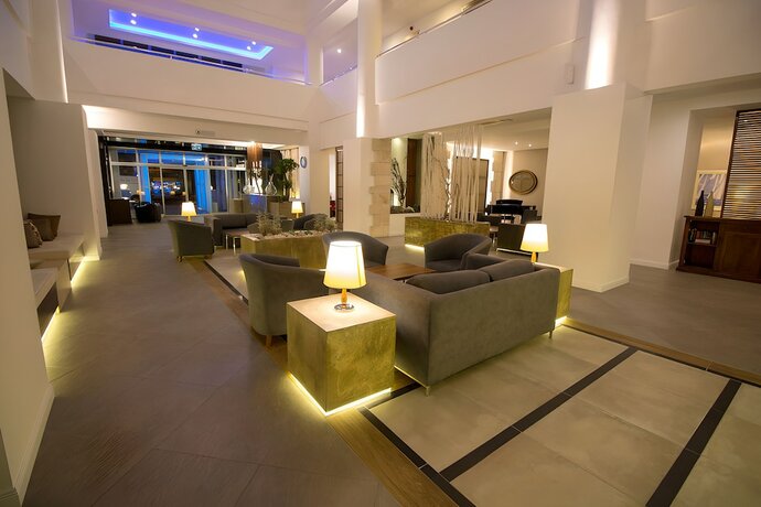 Imagen general del Supreme Beach - Adults Only. Foto 11