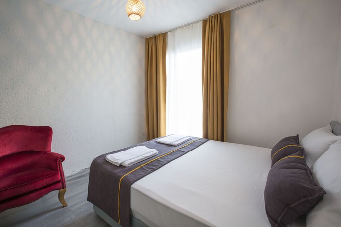 Imagen de la habitación del Surla Hotel. Foto 2