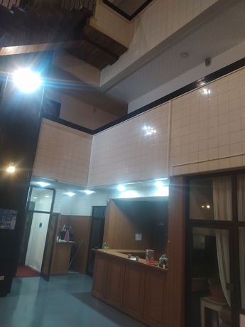Imagen de la habitación del S&uuml;r&uuml;c&uuml; oteli. Foto 12