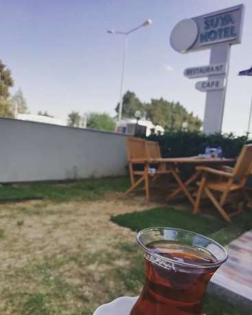 Imagen de los exteriores del Suya Hotel. Foto 4