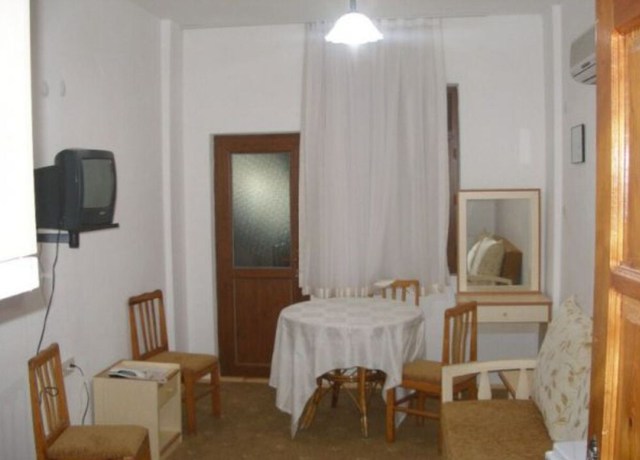 Imagen de la habitación del Suzanne Hotel. Foto 7