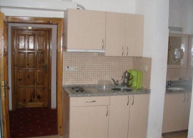 Imagen de la habitación del Suzanne Hotel. Foto 10