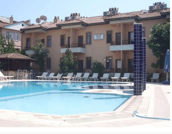 Imagen general del Suzanne Hotel. Foto 1