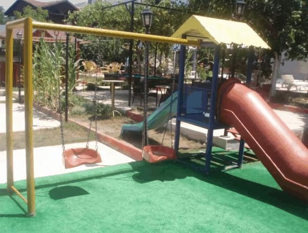 Imagen de los interiores del Suzanne Hotel. Foto 12