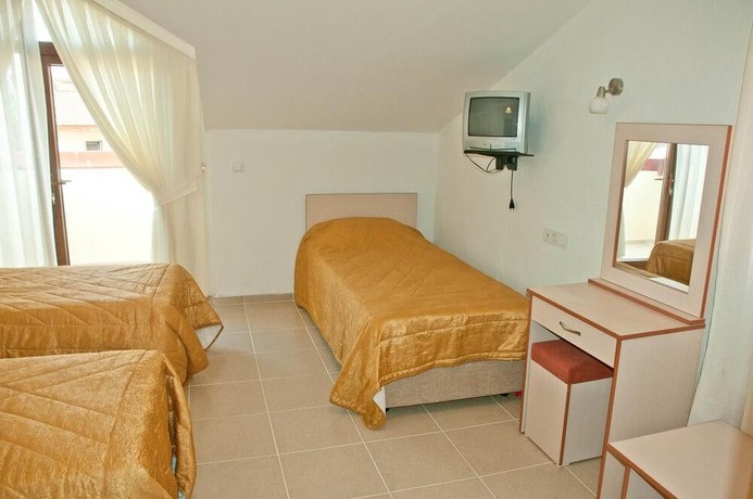 Imagen de la habitación del Suzanne Hotel. Foto 11