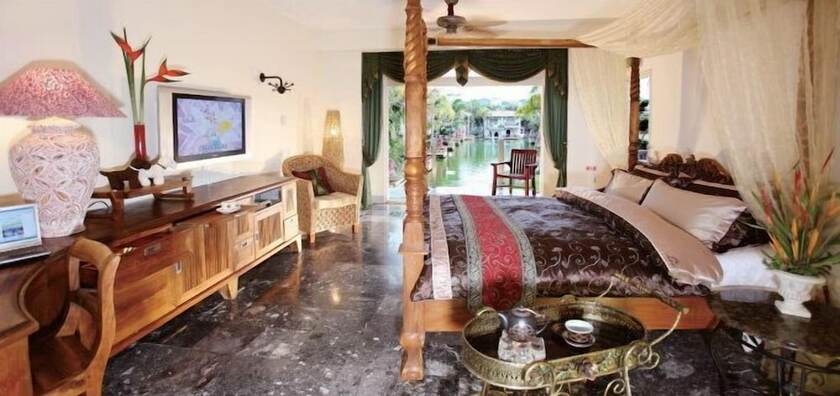 Imagen general del Swan Lake Villa Resort. Foto 12