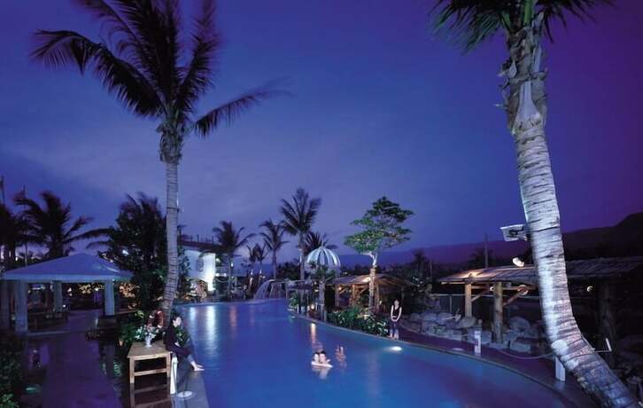 Imagen general del Swan Lake Villa Resort. Foto 13