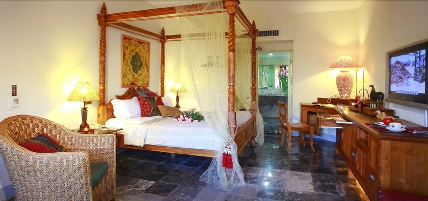 Imagen de la habitación del Swan Lake Villa Resort. Foto 23
