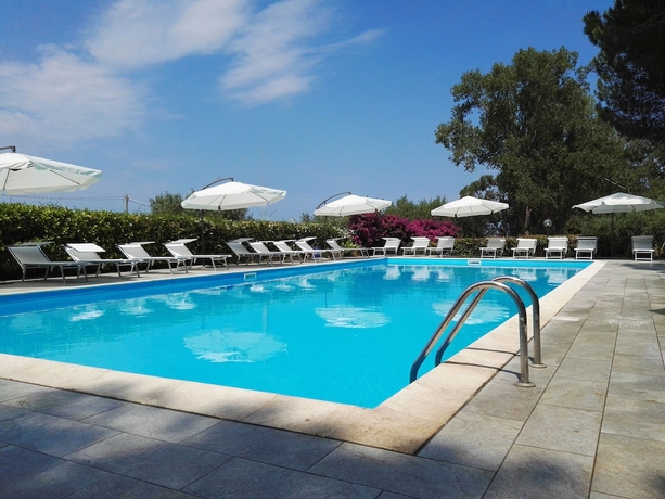 Imagen de la piscina del Sweet Home La Conturella. Foto 12