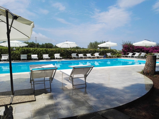 Imagen de la piscina del Sweet Home La Conturella. Foto 17
