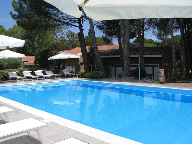 Imagen de la piscina del Sweet Home La Conturella. Foto 19