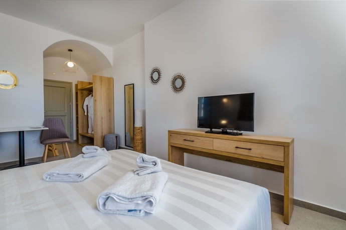 Imagen de la habitación del Symphony Suites. Foto 17