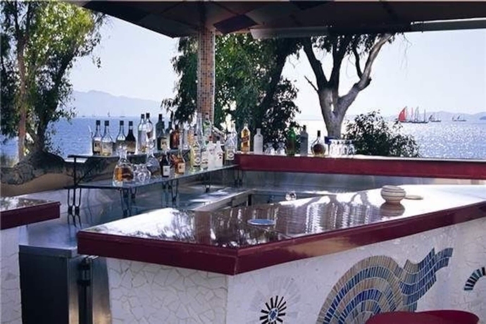 Imagen de la piscina del Synosse Hotel Turgutreis. Foto 19