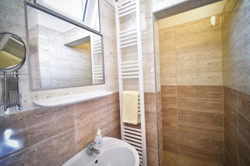 Imagen general del Szentesi Sport- &eacute;s &Uuml;d&uuml;lők&ouml;zpont. Foto 3