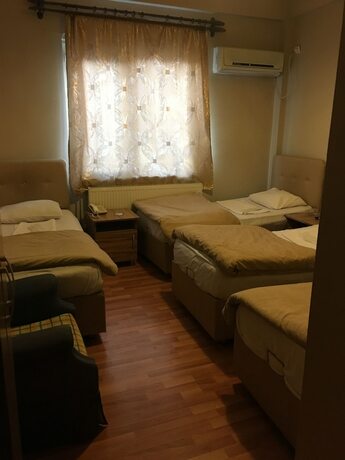Imagen de la habitación del TAC Pension. Foto 10