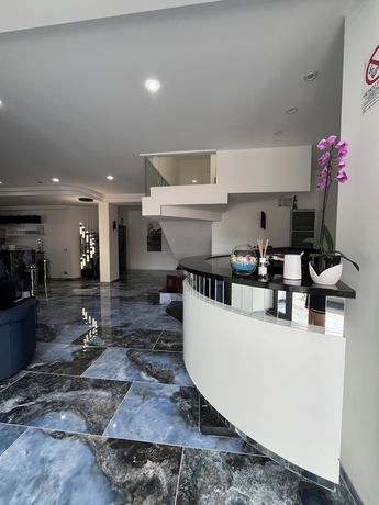 Imagen de los interiores del TC HOTEL, Anzio. Foto 15