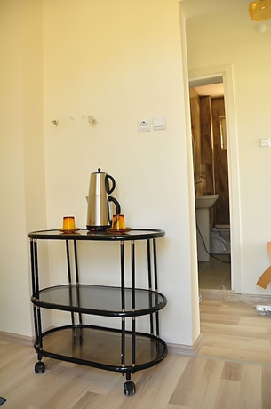 Imagen de los interiores del T-House, Side. Foto 13