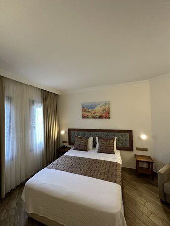 Imagen de la habitación del TROİADA OTEL. Foto 19