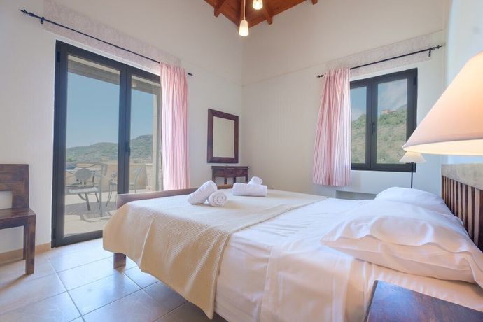 Imagen de la habitación del TROCHALO VILLAS. Foto 14