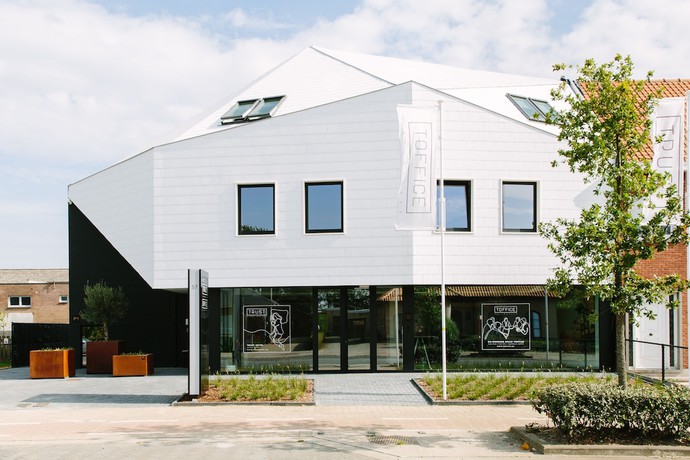 Imagen general del TRUST Hotel, Beveren. Foto 1