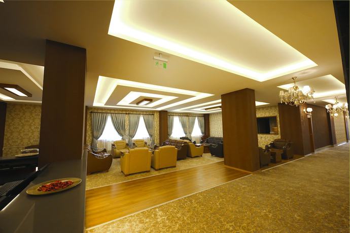 Imagen de los interiores del Taht Palace Hotel. Foto 17