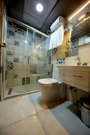 Imagen de la habitación del Taht Palace Hotel. Foto 6