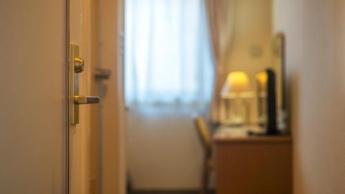 Imagen de la habitación del Taira View Hotel. Foto 16