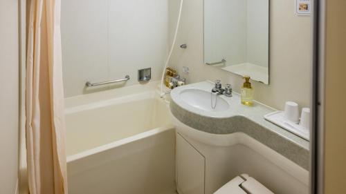 Imagen de la habitación del Taira View Hotel. Foto 19