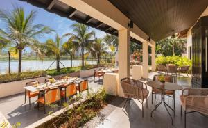 Imagen de los exteriores del Taj Alibaug Resort & Spa, Maharashtra. Foto 8